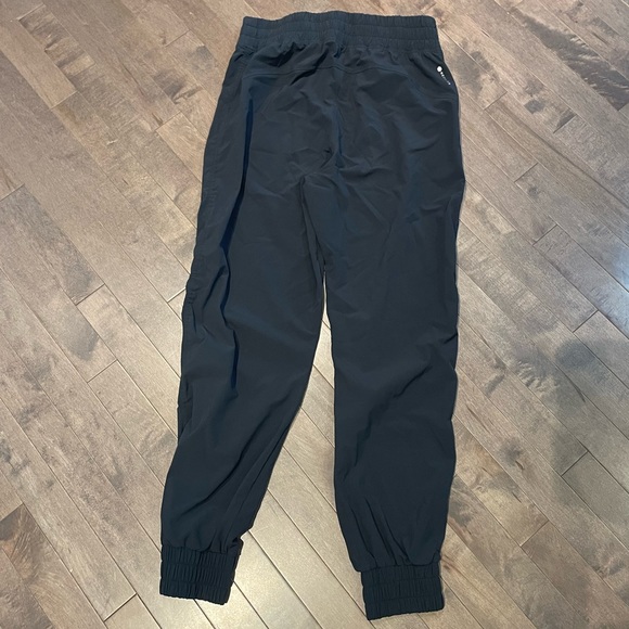 Under Armour Pant Size S - Picture 2 of 5